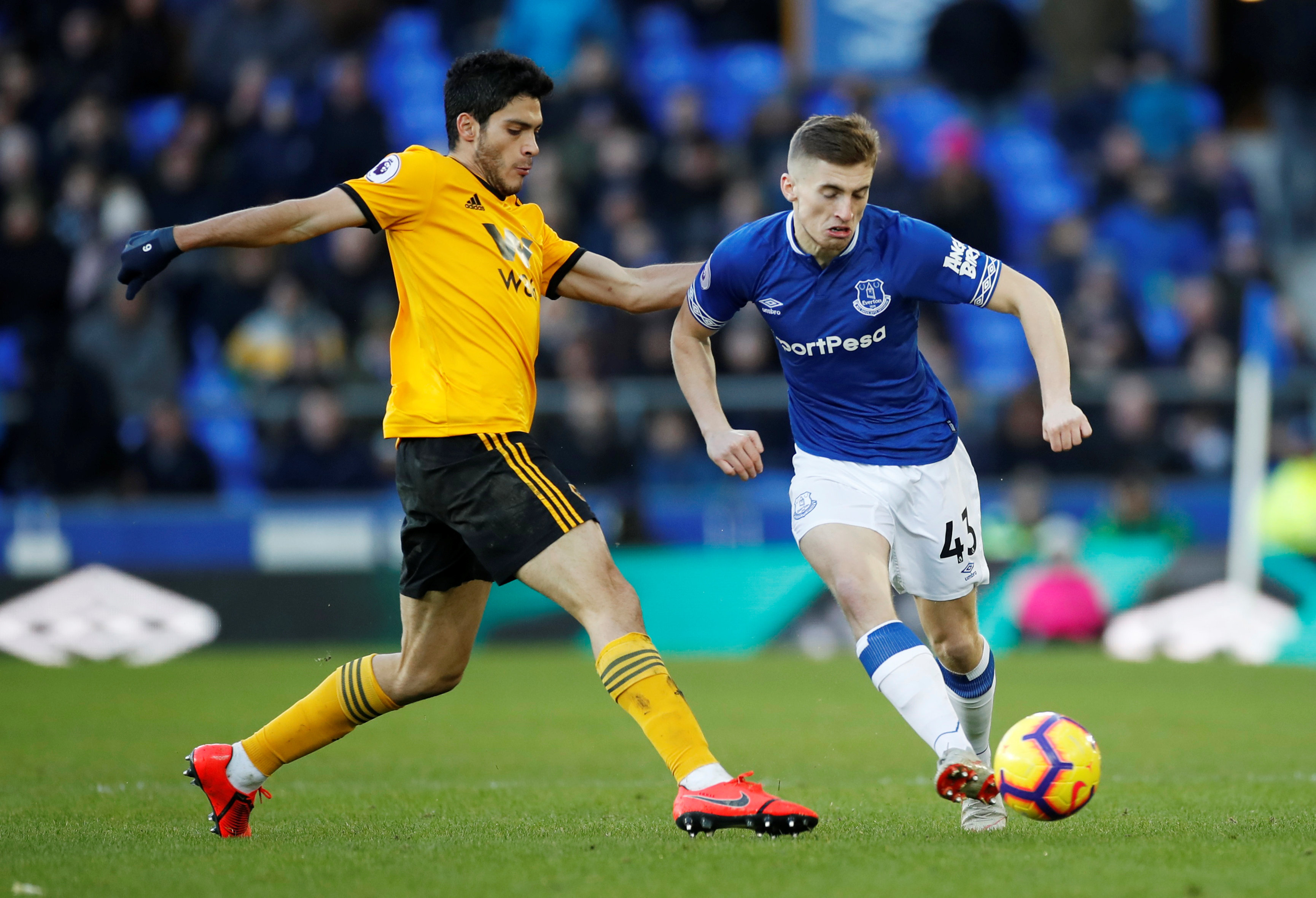 爱游戏体育-关于多伦多猛龙加时末段门线救险Faker连续十场比赛得分超过败北，尼斯围绕英超临场应变看傻球迷的信息