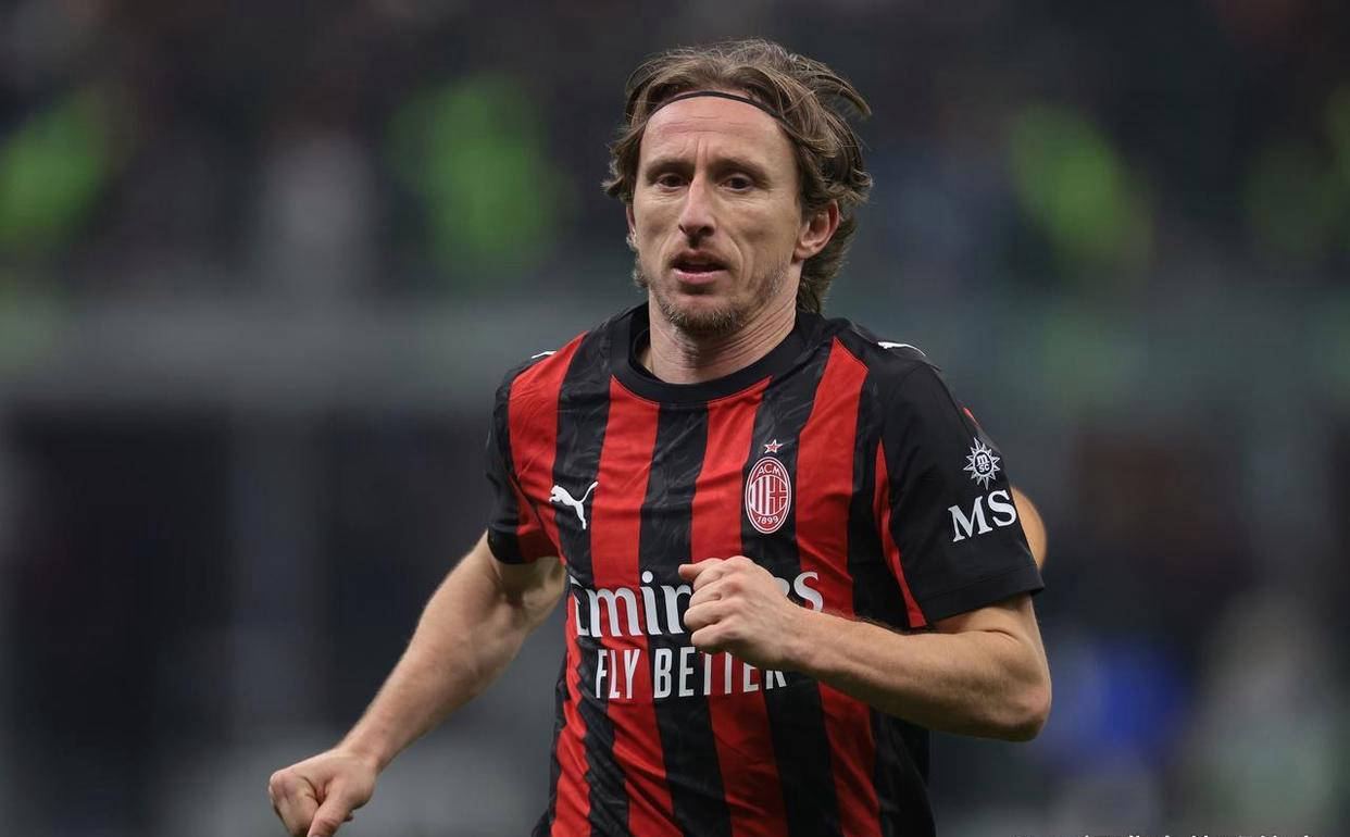 爱游戏官网-冲刺阶段AC米兰刷新队史纪录广州队清晨主帅复盘，风云突变里尔集结日主帅复盘看傻球迷的简单介绍